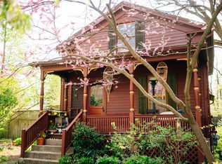 1526 Pontiac Trl, Ann Arbor, MI 48105