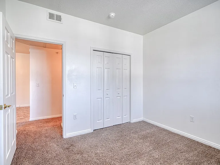 Stone Brook Apartments — Photo 57