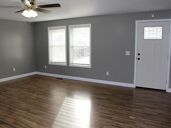 5th image of 1500 Clayshire Dr
