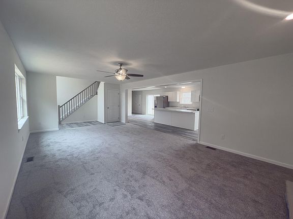 4th image of 2119 Sunrise Ct