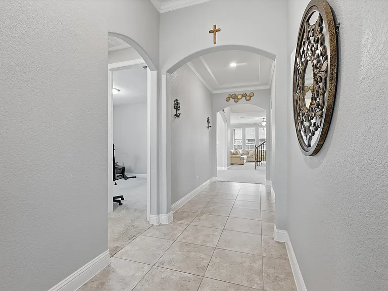 4116 Onyx Way — Photo 3
