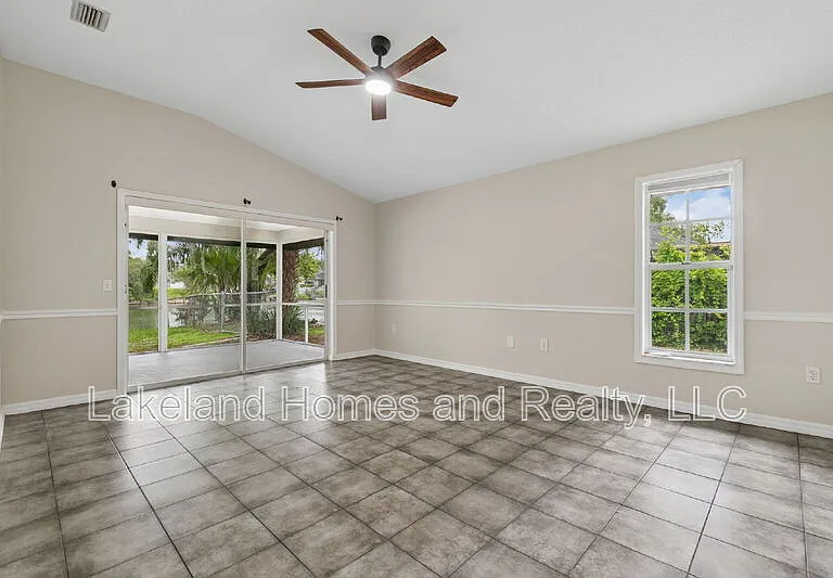 95 Woodside Dr — Photo 26