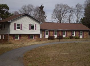 1130 Stage Coach Rd, Nathalie, VA 24577