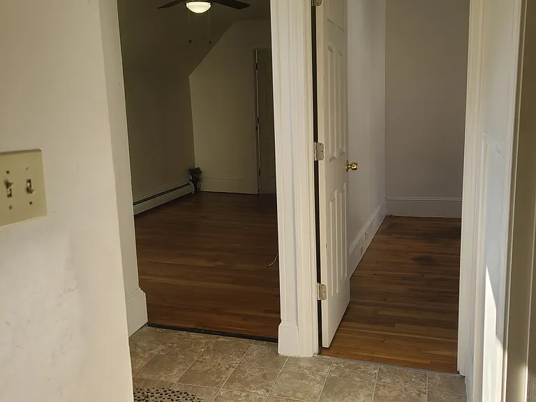 951 Hayward St #2 — Photo 10