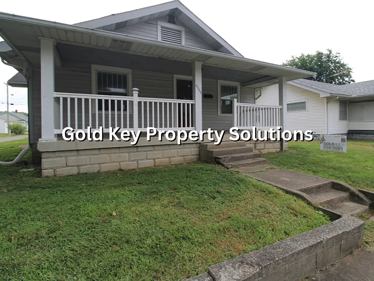 2802 Chase St — Photo 1