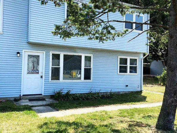 7707 Queens Park Rd, Pasadena, MD 21122