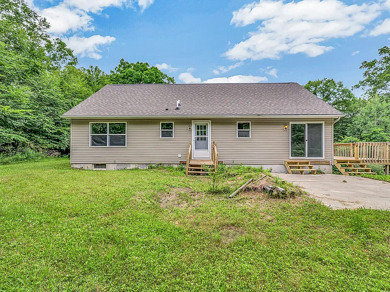 616 Lewis Rd — Photo 6