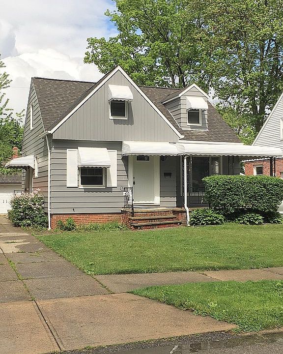 1st image of 455 E 328th St