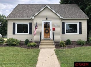 560 W Franklin St, Wells, MN 56097