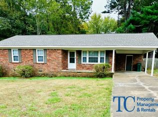 136 Rockwell Cv, Jackson, TN 38305