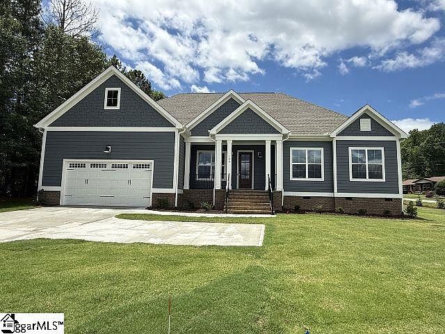 1st image of 120 Halowell Ln