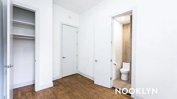 Rented by Nooklyn NYC LLC | media 20