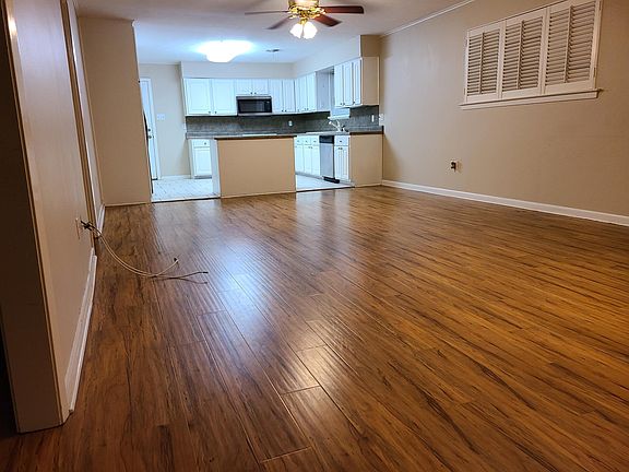 2nd image of 6603 Bellaire Dr