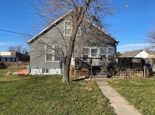 420 1st St, Sutherland, NE 69165