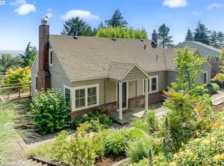 5758 SW Main St, Portland, OR 97221