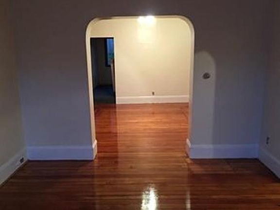 5th image of 35 Sagamore Ave #1