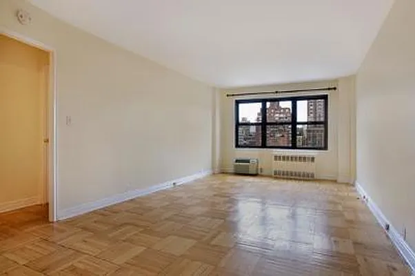 Rented by Corcoran | media 2