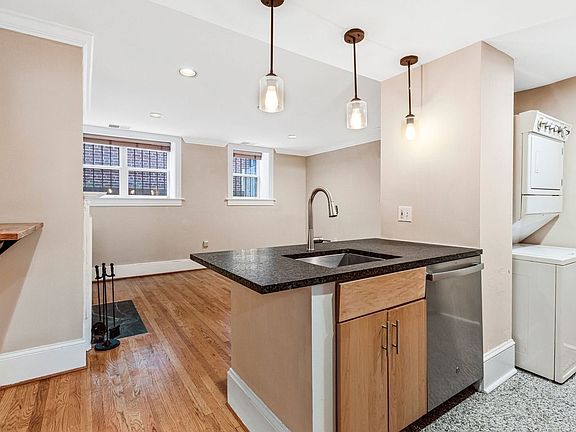 3rd image of 1807 California St NW APT T4