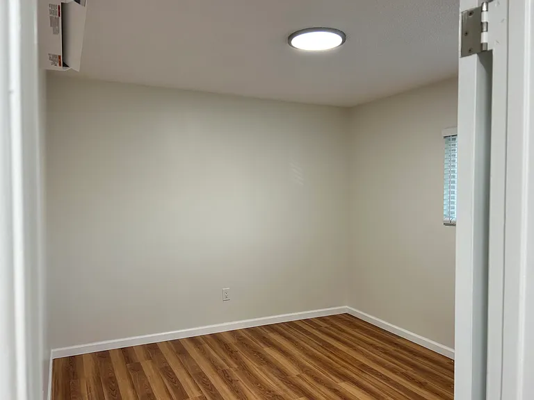 212 W Cypress St #5 — Photo 8