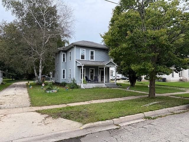 1st image of 214 S Whiton St