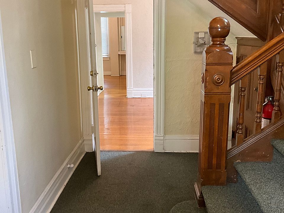 Entry Lobby