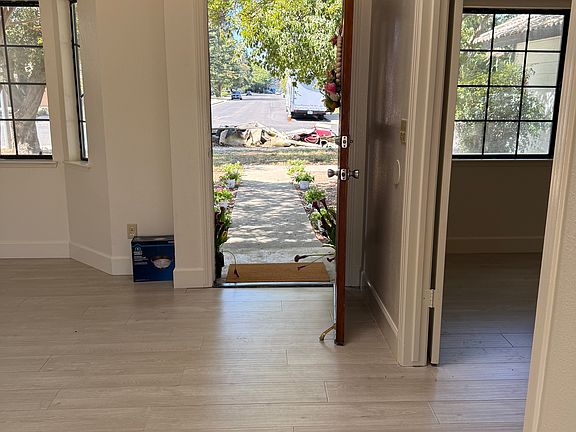 3rd image of 383 Joshua Ave