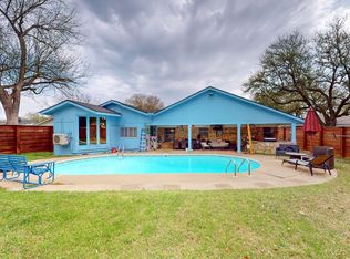 3213 Spring Valley Dr, Bedford, TX 76021