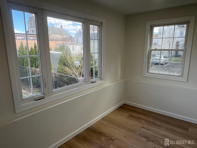 33 Obert St #1B — Photo 11
