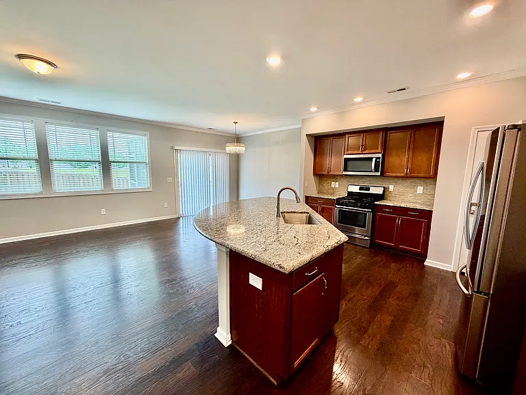 1828 Birdhouse Ln — Photo 6