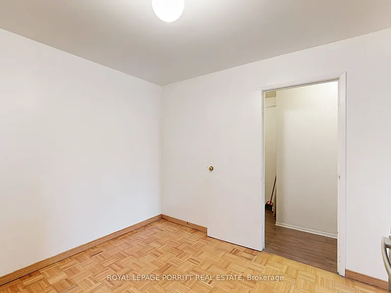 3835 Lake Shore Blvd W #104 — Photo 24