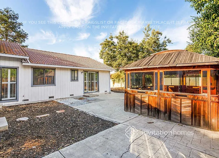 1401 Mandarin Ct — Photo 11