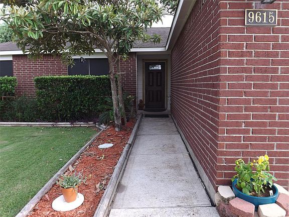 2nd image of 9615 Amberjack Dr