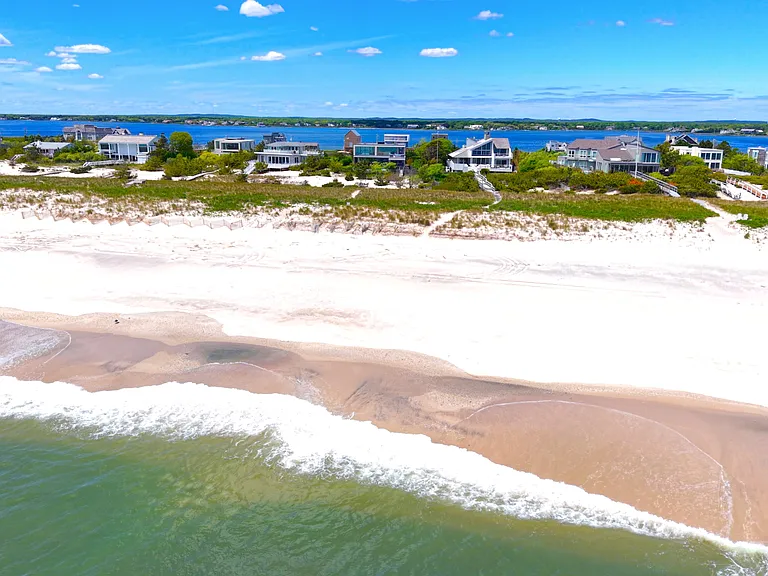 345 Dune Rd — Photo 34