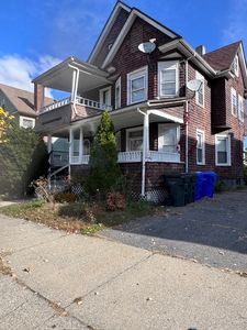 43 Colonial Ave, Springfield, MA, 01109
