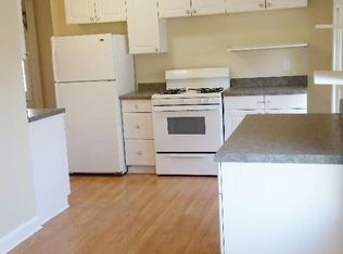 1624 52nd St, Kenosha, WI 53140