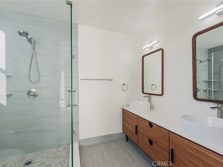 714 N Chestnut Ave — Photo 26