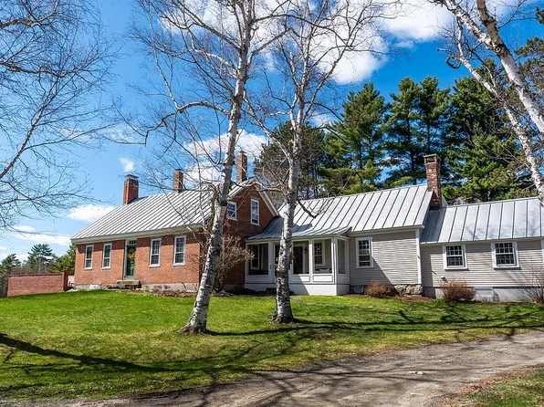 994 Pearl Lake Rd, Sugar Hill, NH 03586