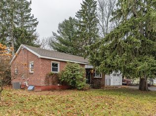 2934 Coniston Rd, Schenectady, NY 12304