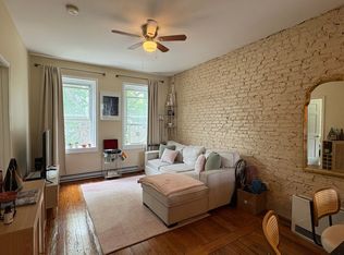 146 Everett St APT 3, Boston, MA 02128