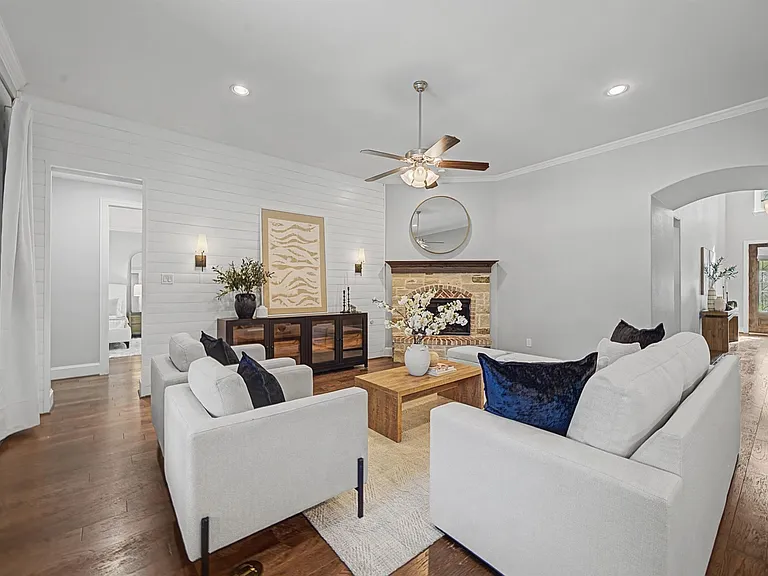 28298 Calaveras Lake Dr — Photo 16