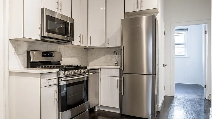 Rented by Nooklyn NYC LLC | media 58