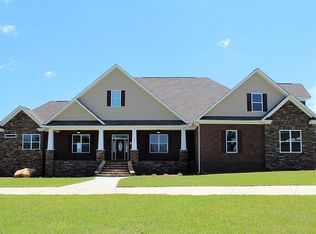 301 Waters Edge Ct, Lexington, SC 29072
