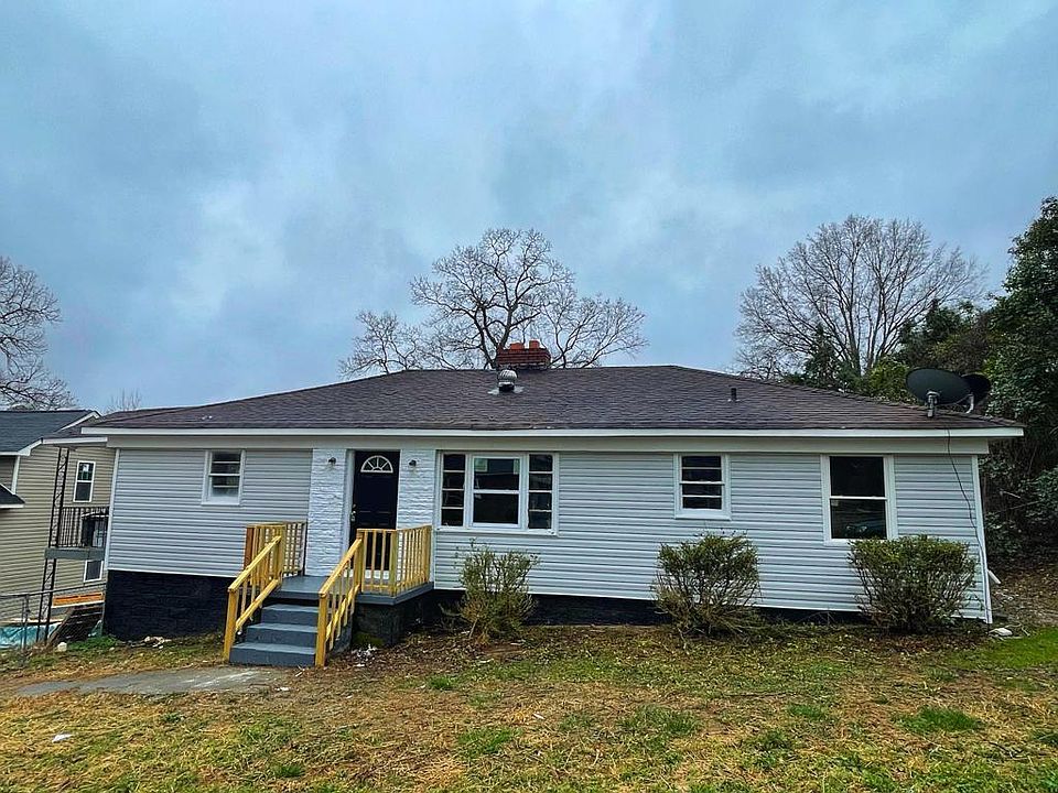 1st image of 2049 Simmons St