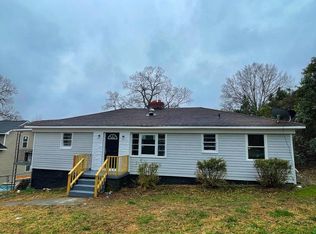 2049 Simmons St, Gastonia, NC 28052
