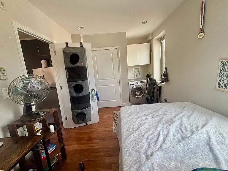 2200 Saint Albans St #B — Photo 6