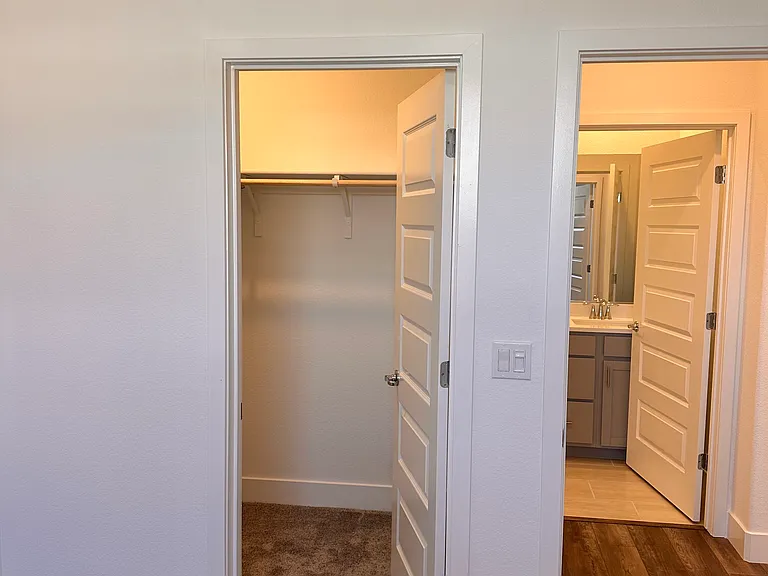 4421 Hawkfinch Cir — Photo 16