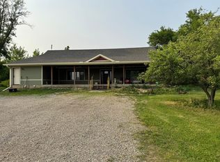 15913 810th Ave, Glenville, MN 56036
