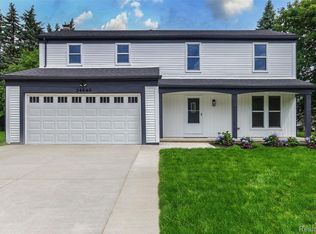 34640 Princeton Dr, Farmington Hills, MI 48331