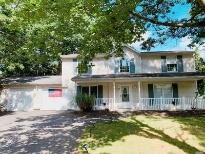 175 Crystal Brook Hollow Rd, Pt Jefferson Station, NY, 11776