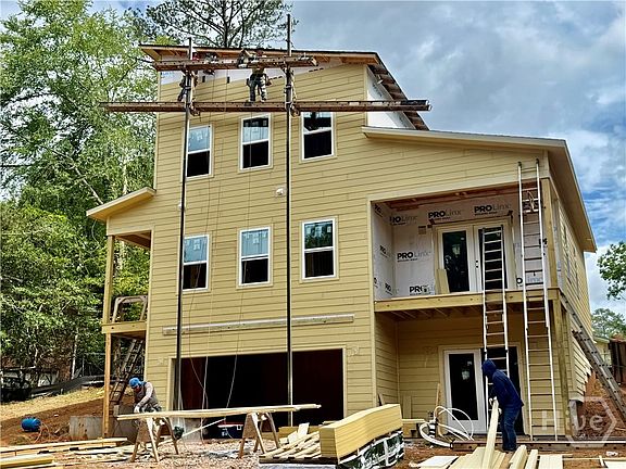 3rd image of 520 Rivermont Road